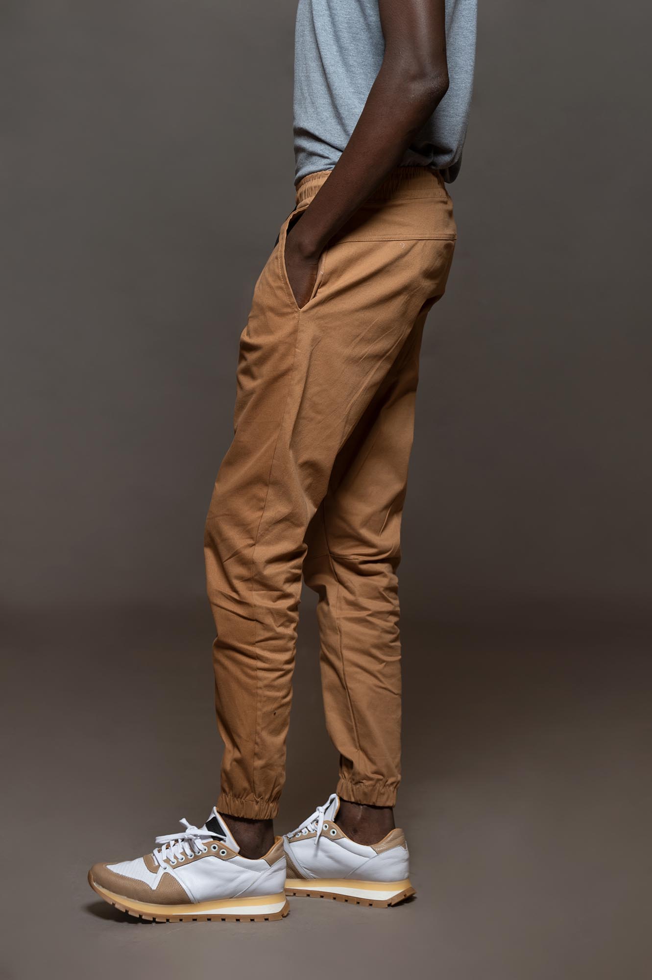 3306TO - JOGGER BALI TOSTADO